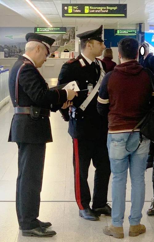 Malviventi in azione in aeroporto:rubano la valigia di un marocchino 